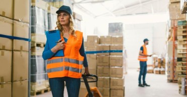 smart-pallets-how-a-e100-investment-secured-a-e100000-event-1200-628-800x419 smart-pallets